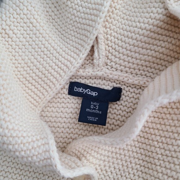 babyGap Cream Knit Bear Hooded Cardigan Size 0–3 Months - Picture 5 of 6